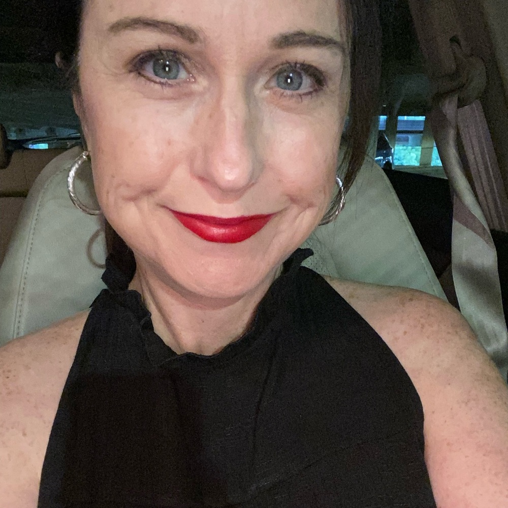 Meet your Posher, Lisa